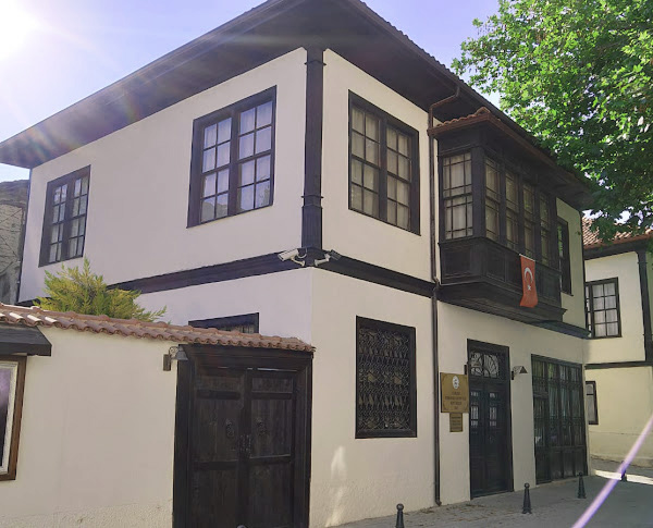 elmalılı hamdi yazır kent müzesi