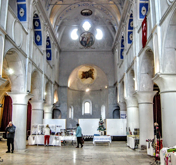 Ayios Haralambos Kilisesi