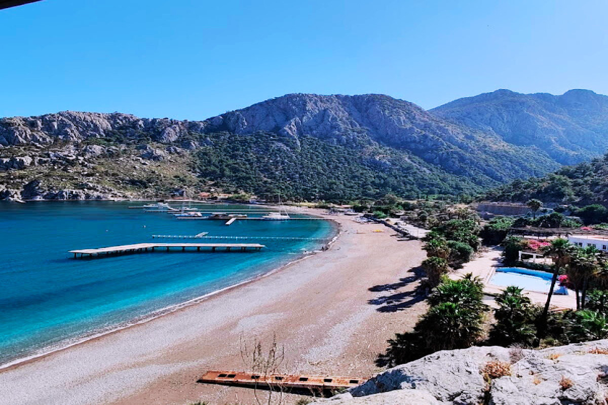 Çiftlik Koyu
