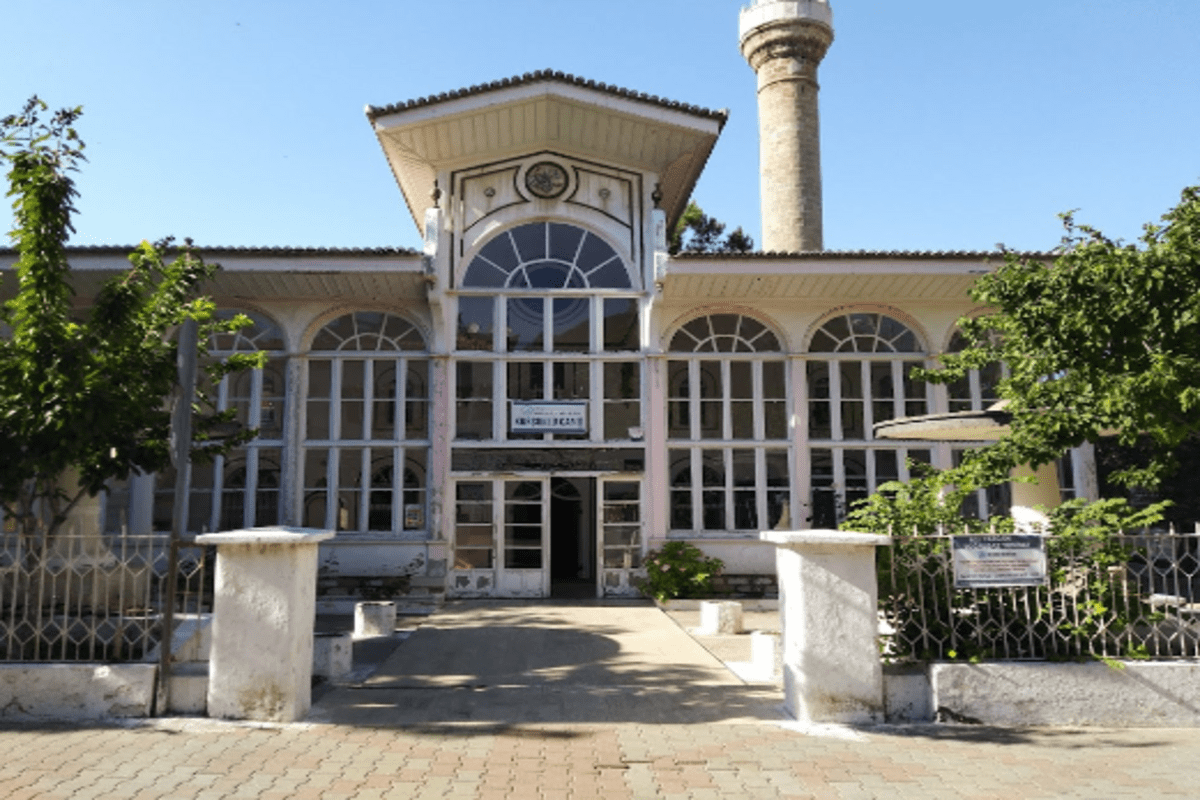 kurşunlu cami